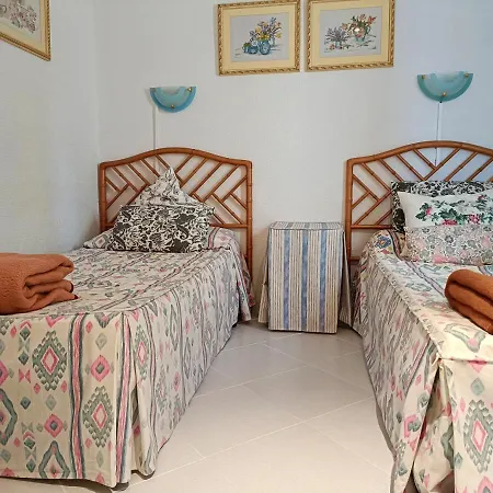 Fantastic 2 Bedrooms With Sea View *