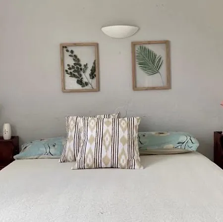 Homestay Paradise Room *