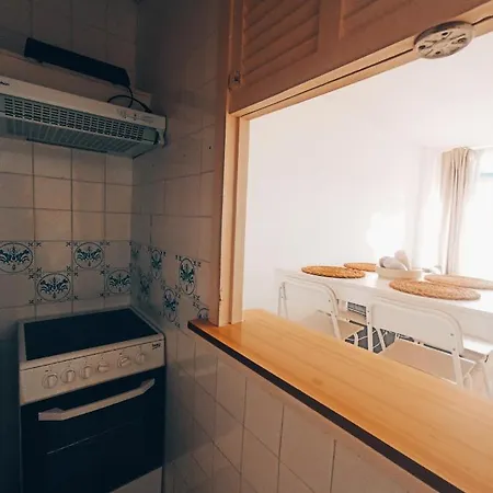 Piso Primera Linea En Frente Al Mar Apartamento *