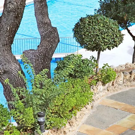 Casablanca Apartments,