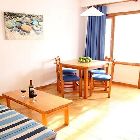 Holiday Park Apartments Apartamento *