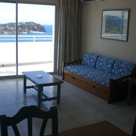 Vista Club Aparthotel 3*