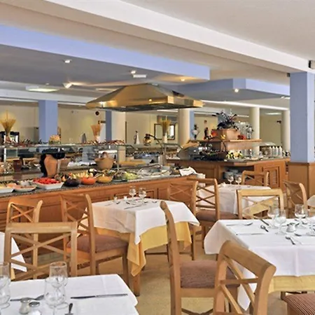Globales Playa Hotel