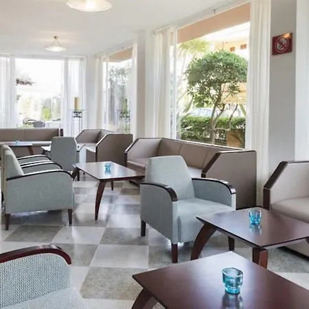Sky Senses Hotel