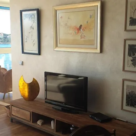 Apartment Ramon De Moncada