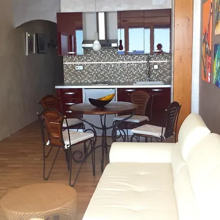 Apartment Ramon De Moncada *