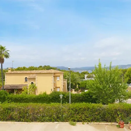 Beonholidays Berry Villa