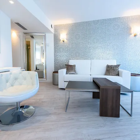 Hotel Plaza Boutique - Adults Only.