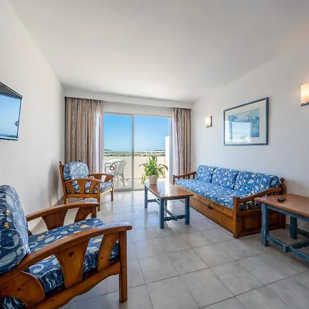 Vista Club Apartment *