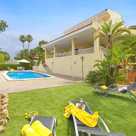 Beonholidays Berry Villa *