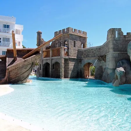 Pirates Village Apartment Santa Ponsa