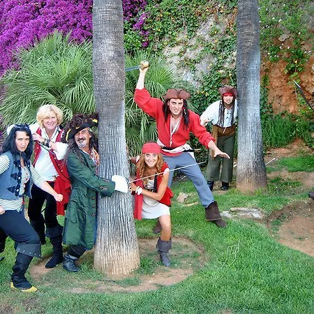 Apartment Pirates Village *