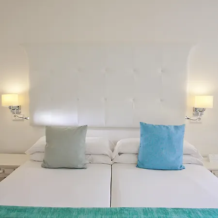 Fergus Style Cala Blanca Hotel