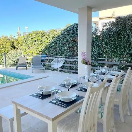 Mar Azul Villa *