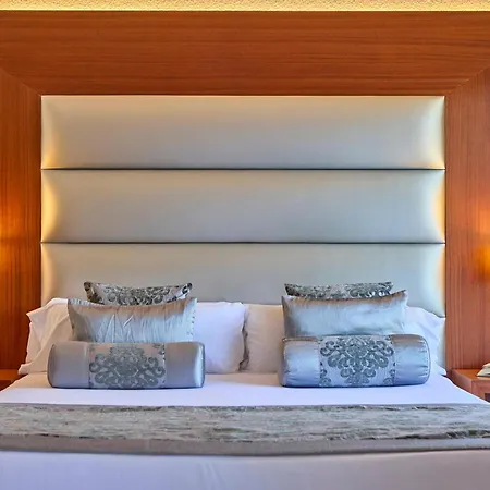 Hotel Zafiro Rey Don Jaime 4*