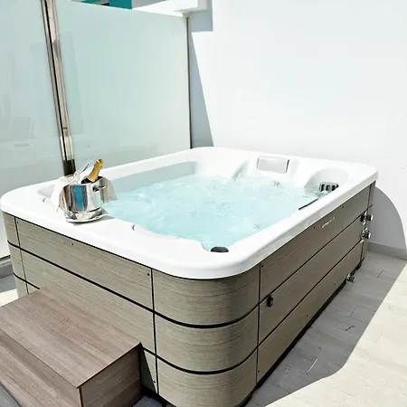 Plaza Boutique - Adults Only. 4*