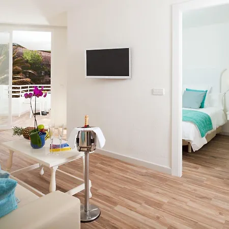 Hotel Fergus Style Cala Blanca
