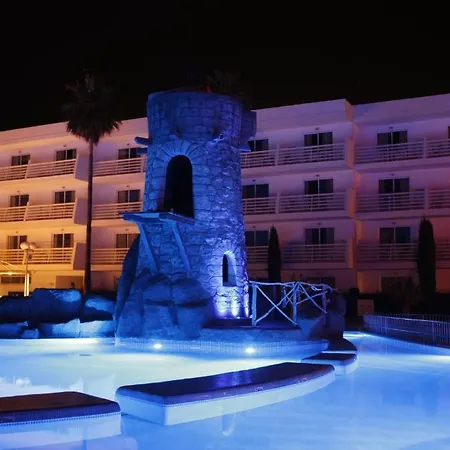 Pirates Village Apartment *