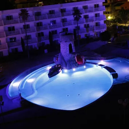 Pirates Village Apartment *
