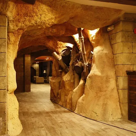 Pirates Village *