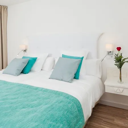 Fergus Style Cala Blanca Hotel 4*