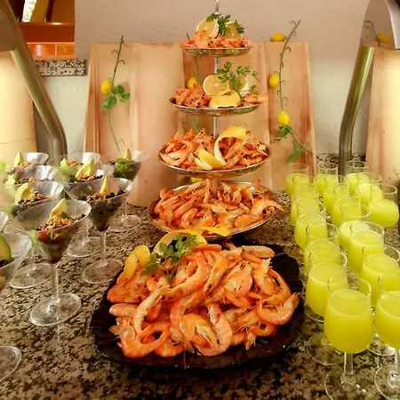 Purobeach Hotel 5*
