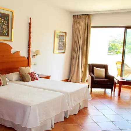 Golf Hotel 4*
