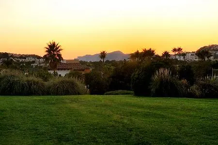 Golf Hotel