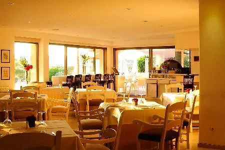 Golf Hotel