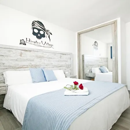 Pirates Village Apartment *