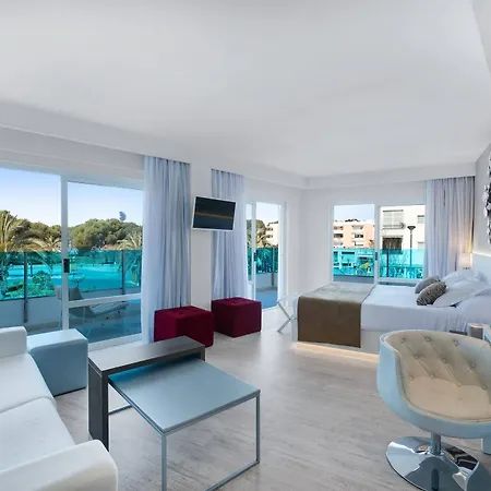 Plaza Boutique - Adults Only. 4*