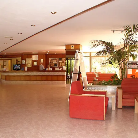 Hotel Fergus Style Cala Blanca 4*