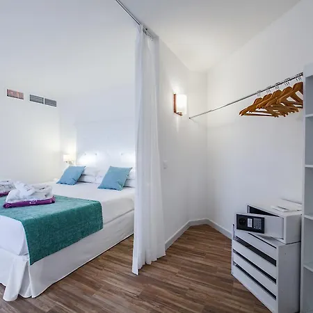 Fergus Style Cala Blanca 4*