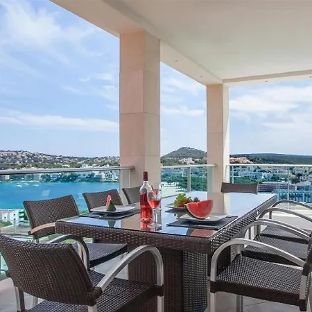 Rotes Velles 4 Bedrooms Villa *