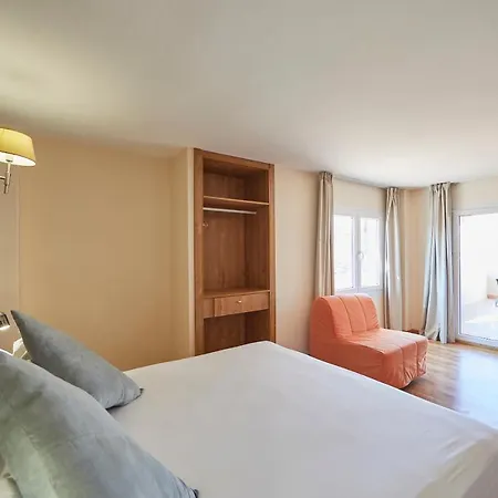Nura & Hotel