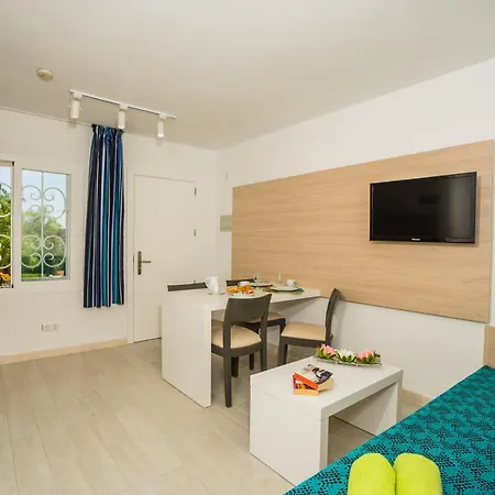 Center Apartahotel Santa Ponsa