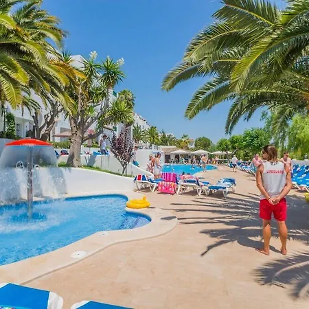 Center Apartahotel 3*
