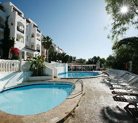 Apartahotel Center