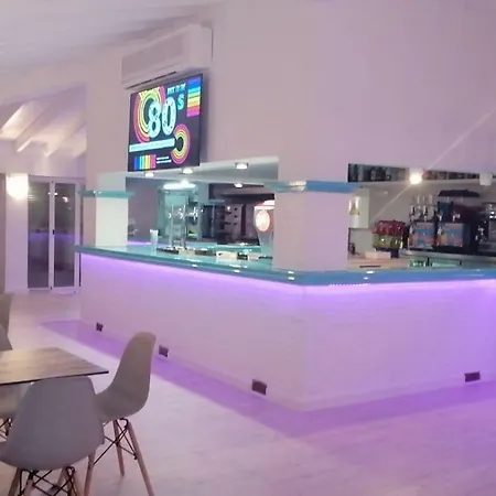 Apartahotel Center 3*